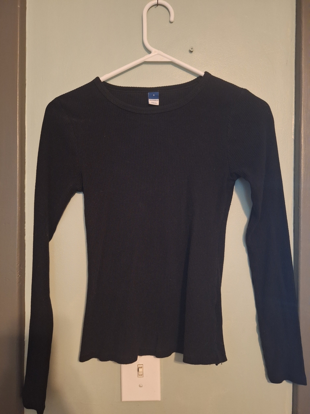 Classic Black Ribbed Long-Sleeve Women's Shirt